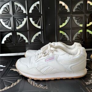 Reebok White Sneakers Womens size 8.5